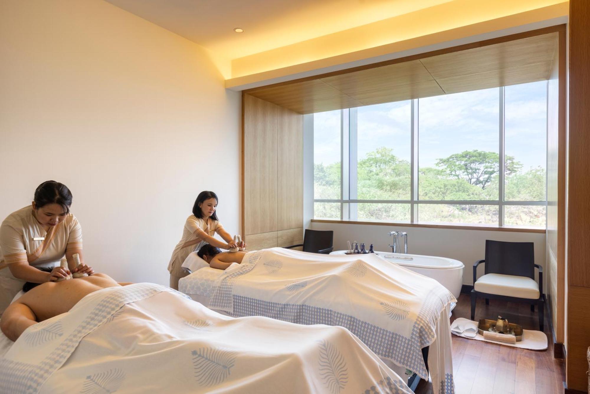 Trident Hyderabad Otel Dış mekan fotoğraf A spa in Taiwan