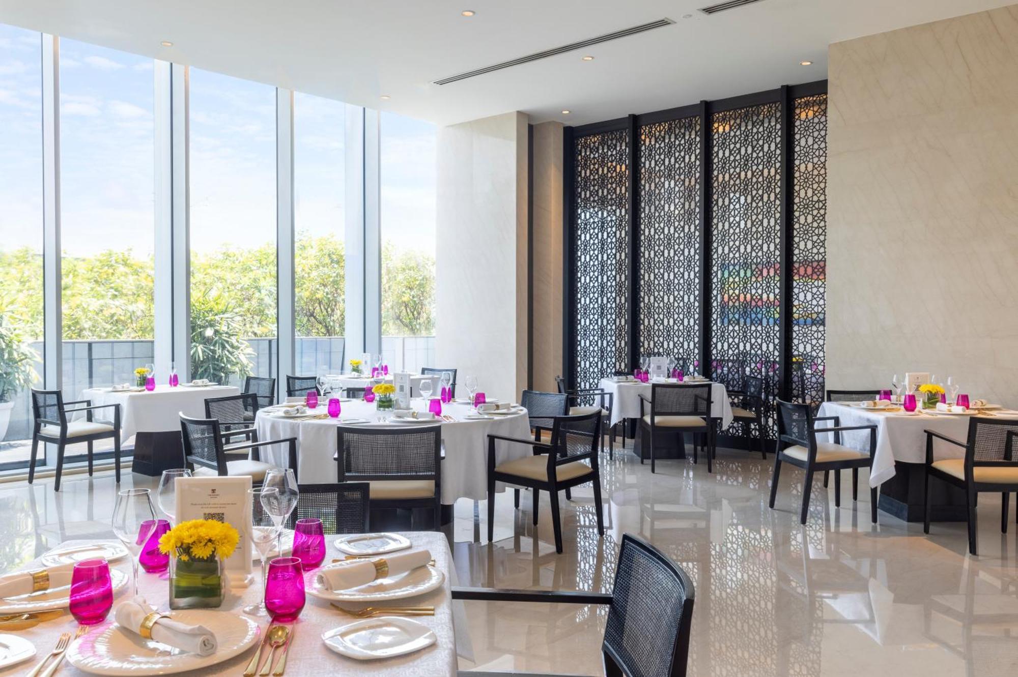 Trident Hyderabad Otel Dış mekan fotoğraf The Park, New Delhi